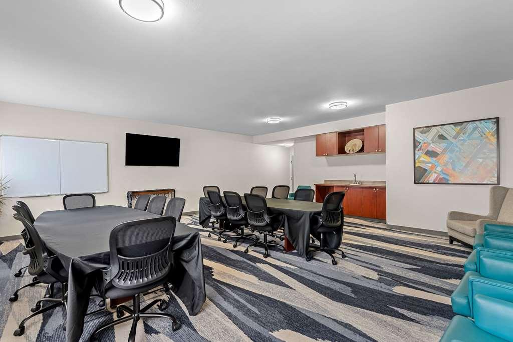 Comfort Denver North -
